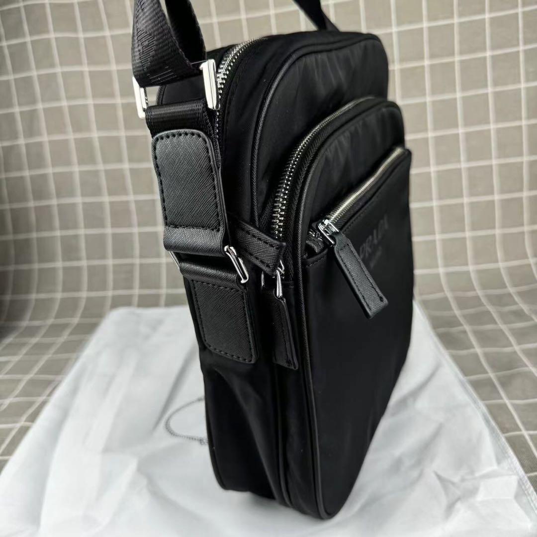 PRADA プラダ ナイロン ショルダーバッグ