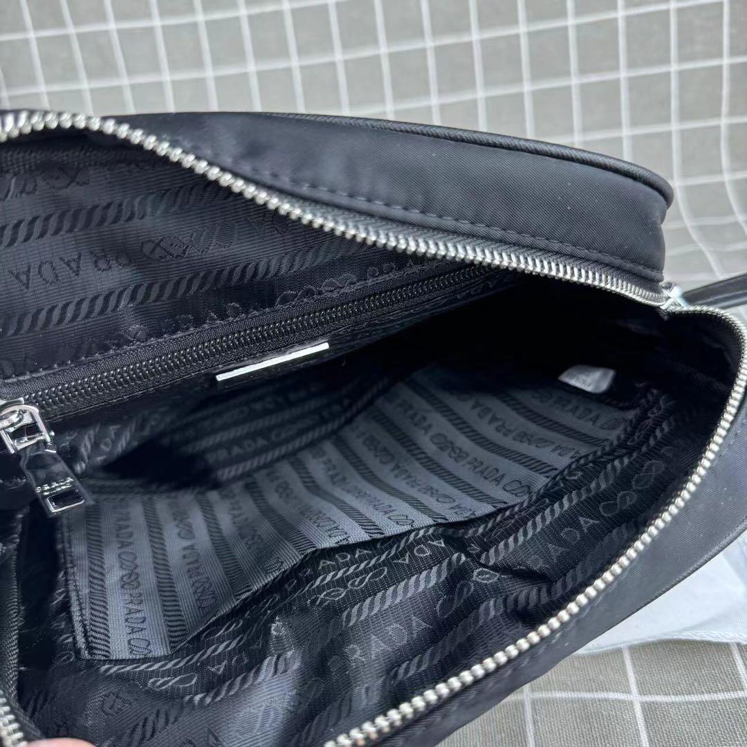 PRADA プラダ ナイロン ショルダーバッグ