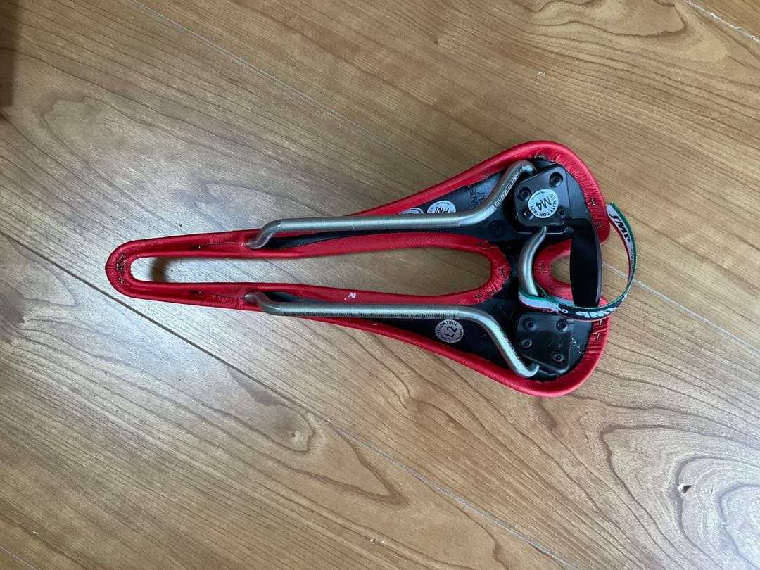 Selle SMP コンポジット レッド