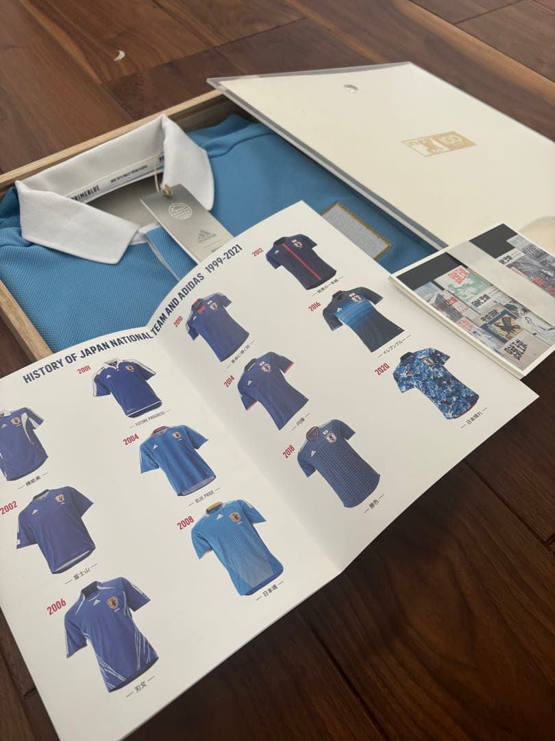 【未使用・木箱入】サッカー日本代表 100周年記念ユニフォームMサイズ／限定