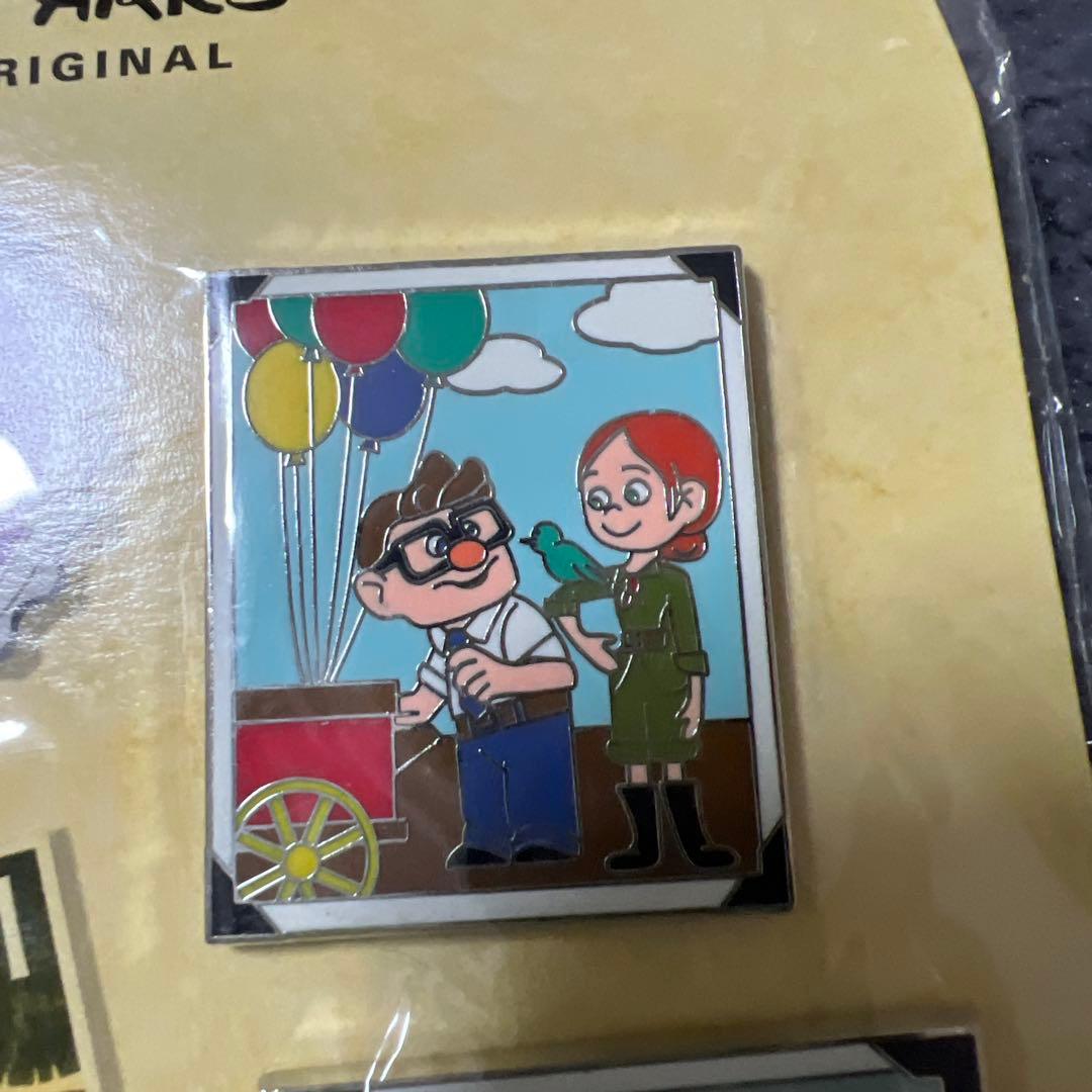 カールじいさんと空飛ぶ家　ピンバッジセット