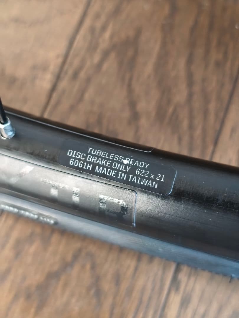 Bontrager Affinity TLR アルミホイール
