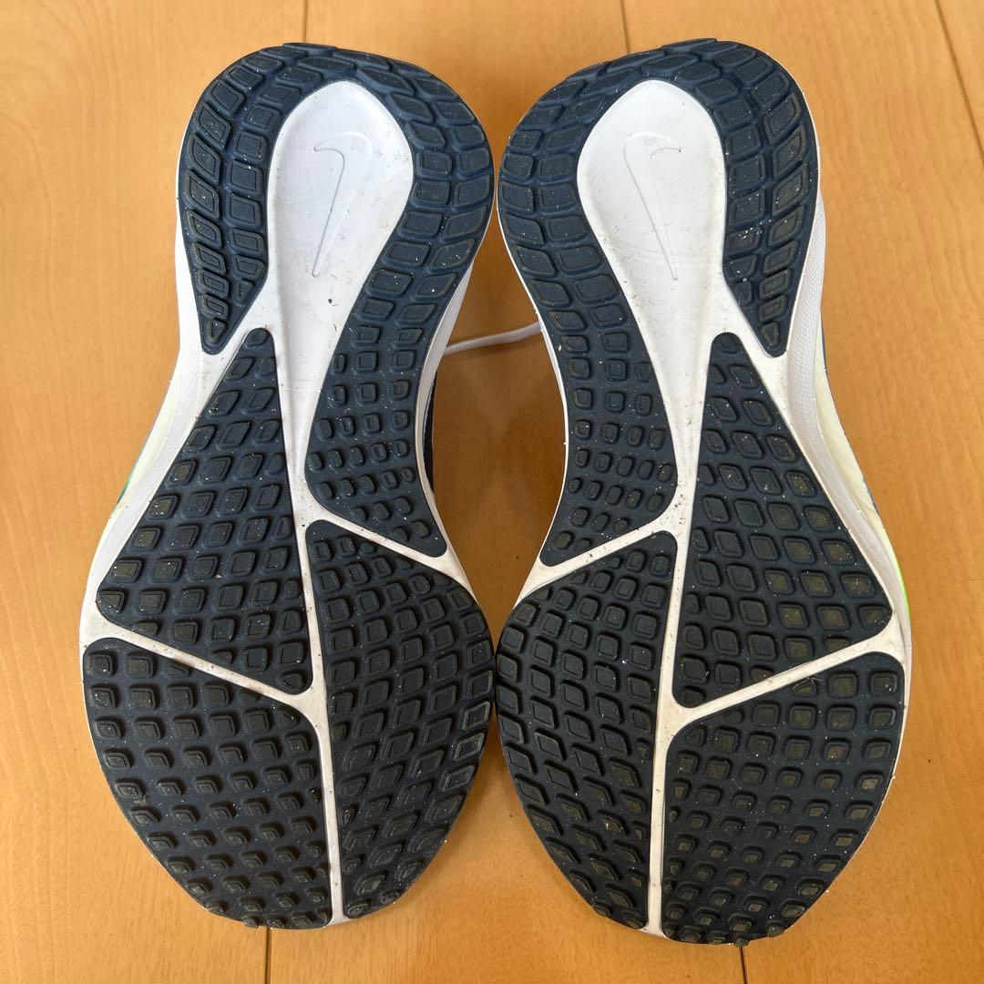 Nike ボメロ17 25cm