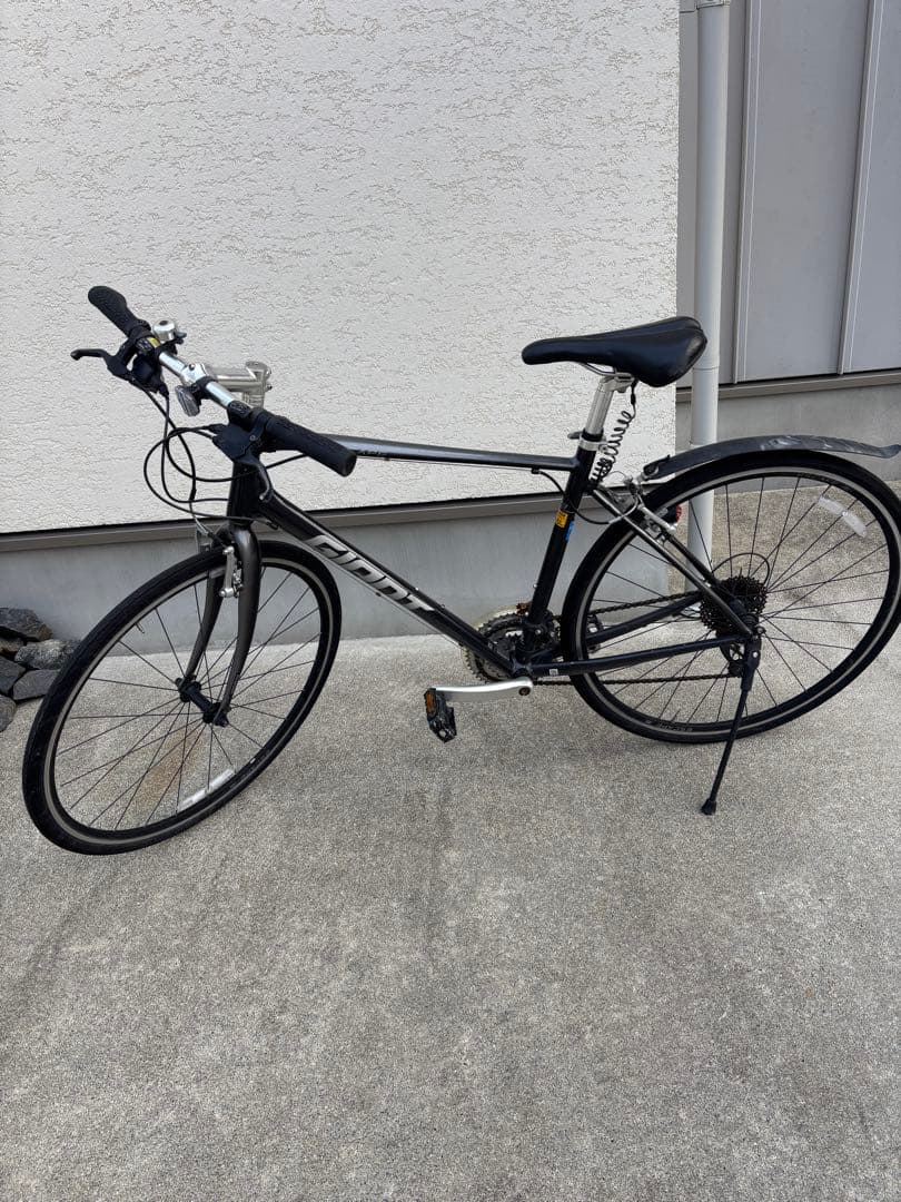 ジャイアント GIANT ESCAPE R3 2022 ALTUS クロスバイク