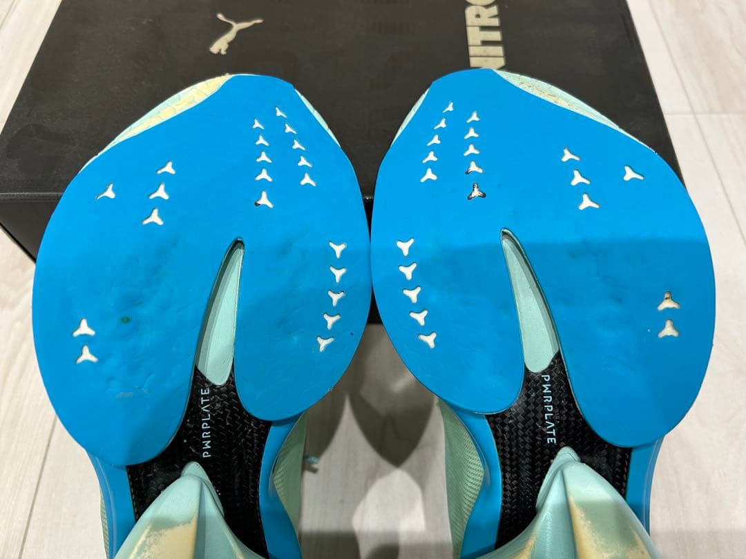PUMAファストアールニトロエリート3 26.0