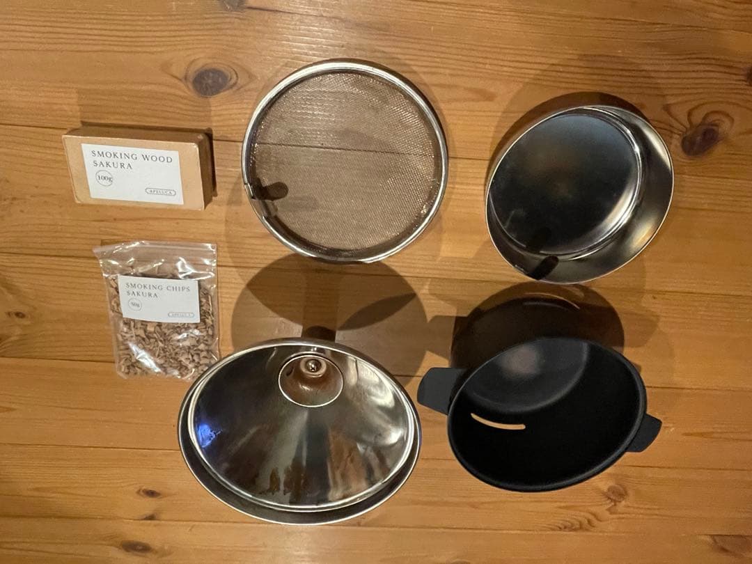 APELUCA TBLETOP SMOKER 燻製器