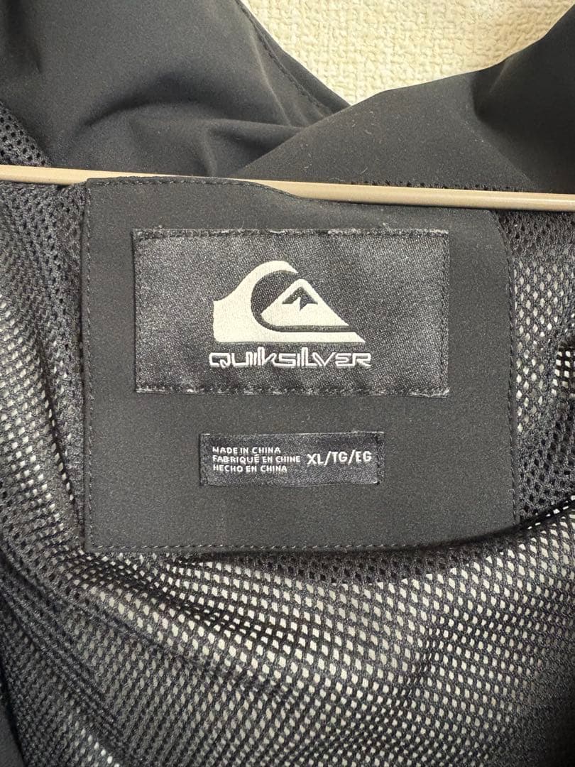 Quiksilver ブラックジャケット XL