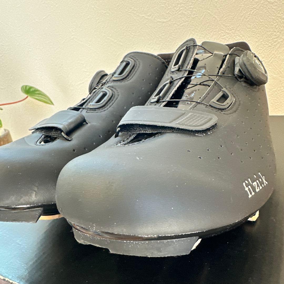 【美品】fizik TEMPO ブラック シューズ