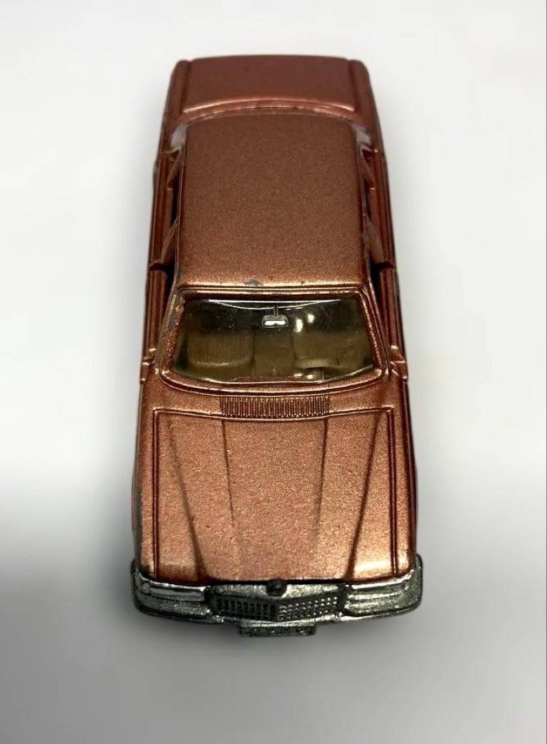 日本製　トミカ　メルセデスベンツ450SEL. F7