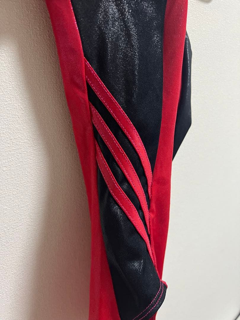 adidas 赤黒 レオタード