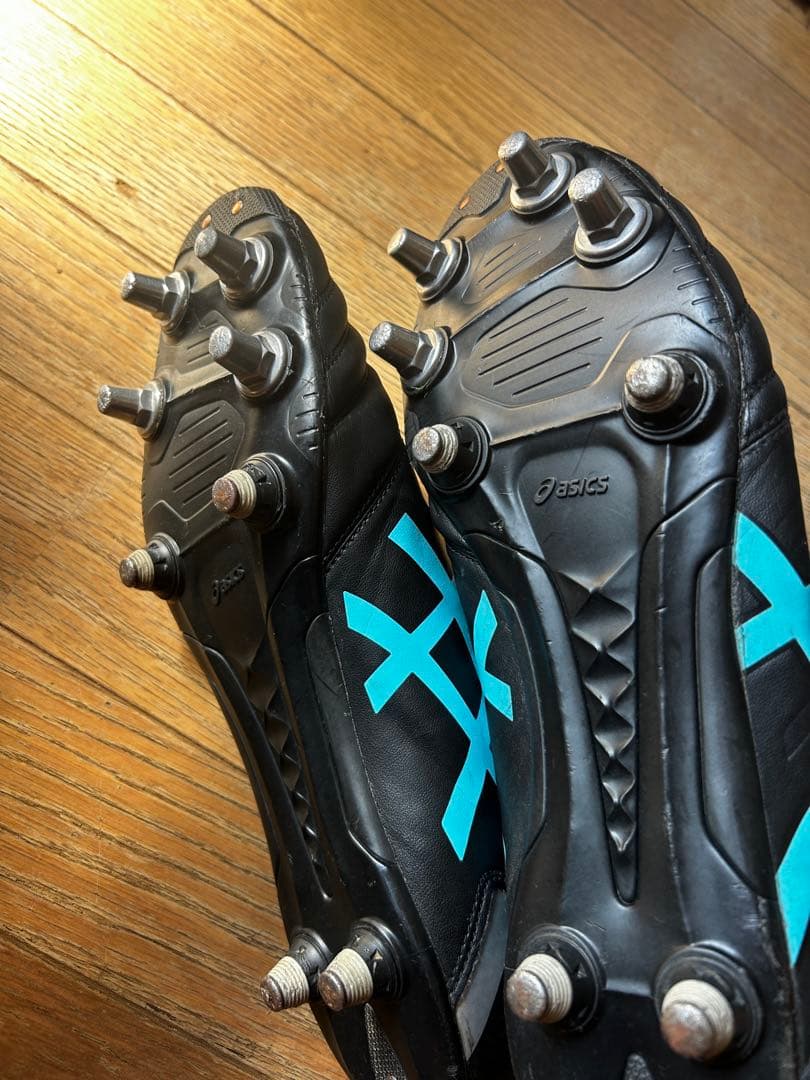 ASICS ブラック/アクア スパイクシューズ