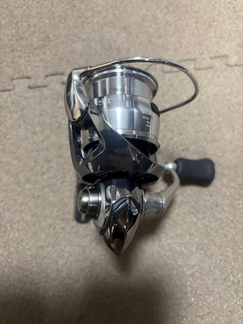 【完品 美品】　ダイワ　スピニングリール　イグジスト　SF2500SS