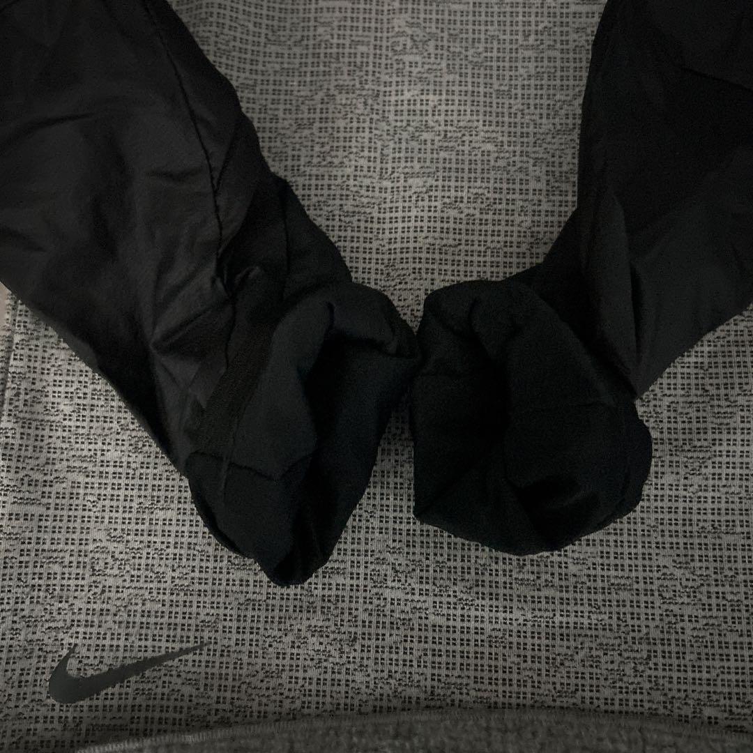 NIKE RUN DIVISION THERMA-FITT ブラック