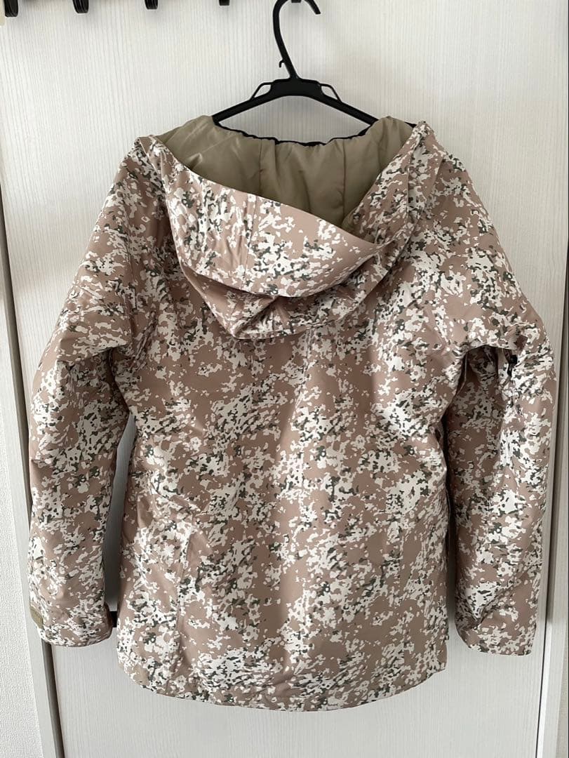 ウィメンズ Burton ピローライン GORE-TEX 2L ジャケット