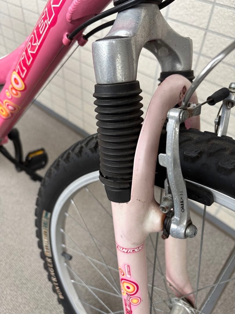 TREK mt220 マウンテンバイク ピンク　荒川区引き取り