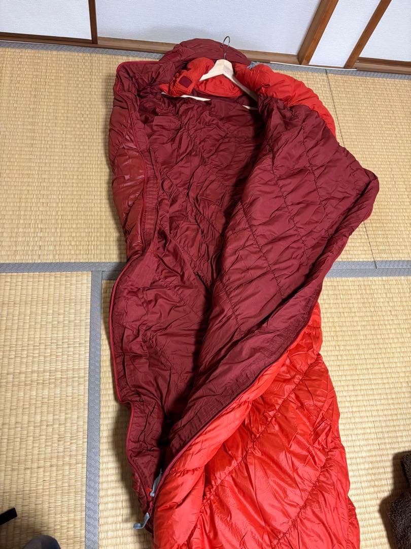 【使用回数２回】モンベル 寝袋 バロウバッグ #0