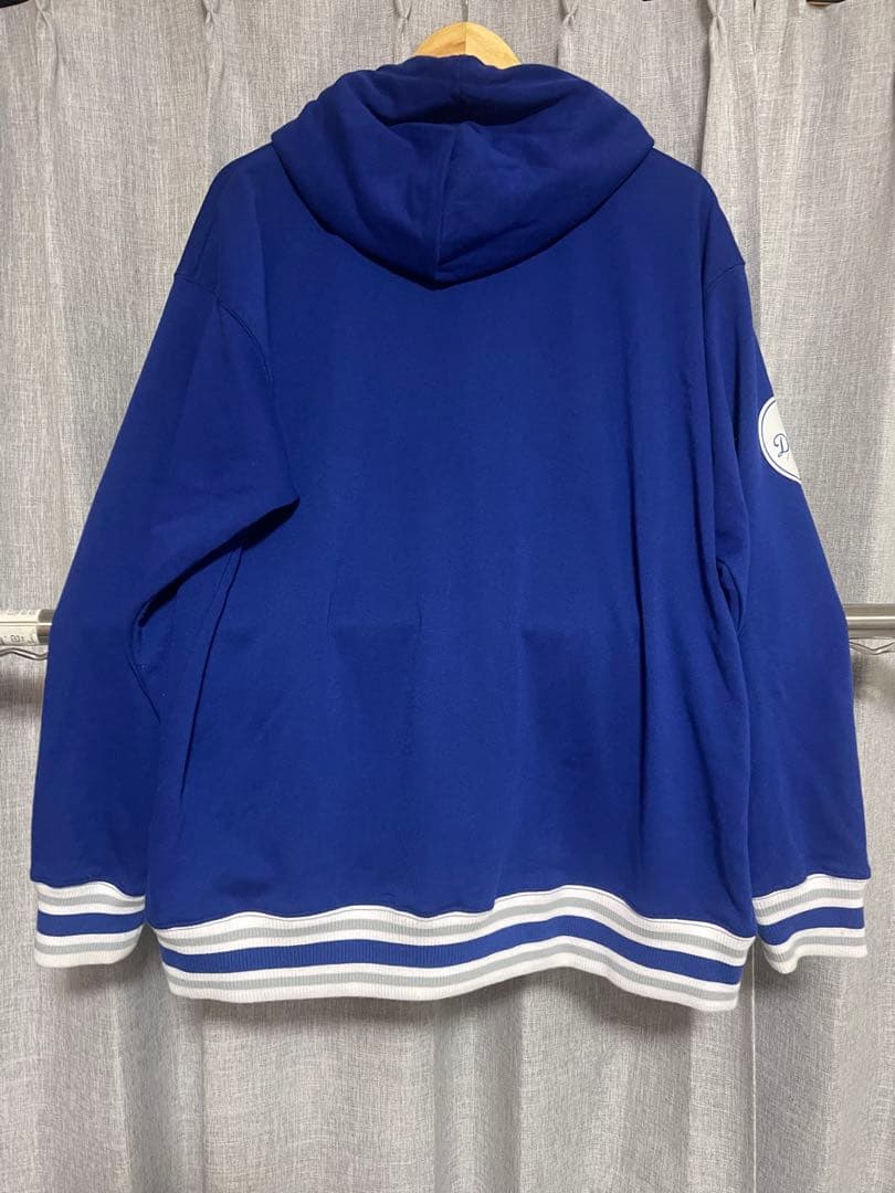 ドジャース　ユニフォーム　パーカー　Lサイズ