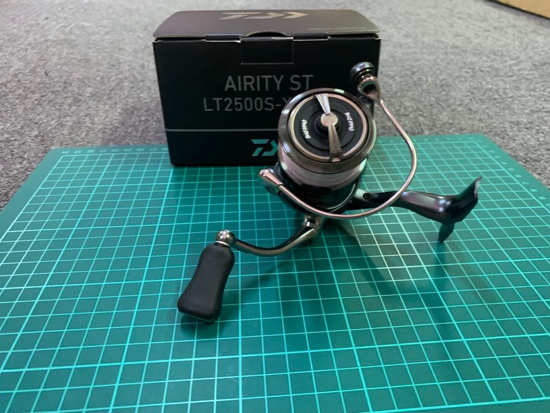 ダイワ　23AIRITY ST LT2500S-XH-QD 美品