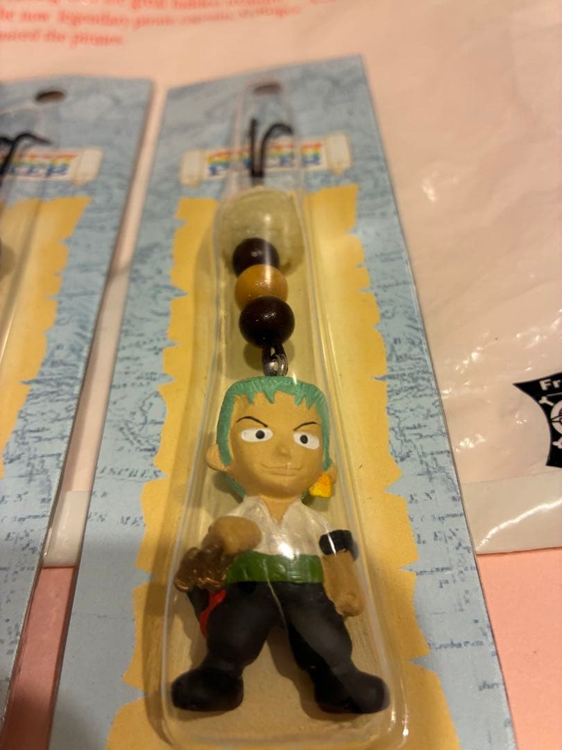 ワンピース　ウッドビーズホルダー　ルフィ　ゾロ　チョッパー　3種