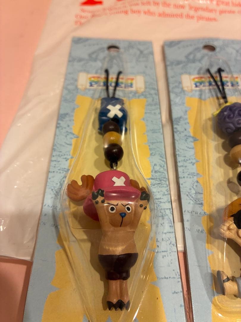 ワンピース　ウッドビーズホルダー　ルフィ　ゾロ　チョッパー　3種