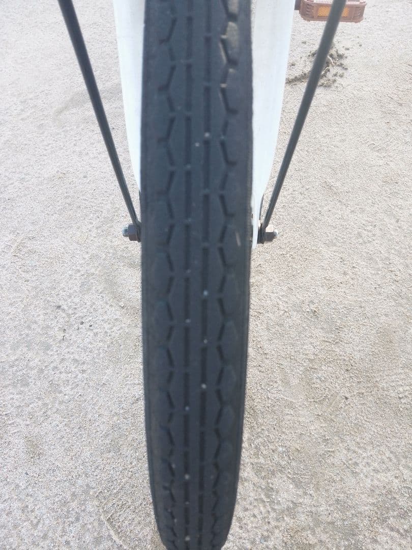 折りたたみ自転車 ホワイト 20インチ 汚れキズあり ヤマト置き配達可能