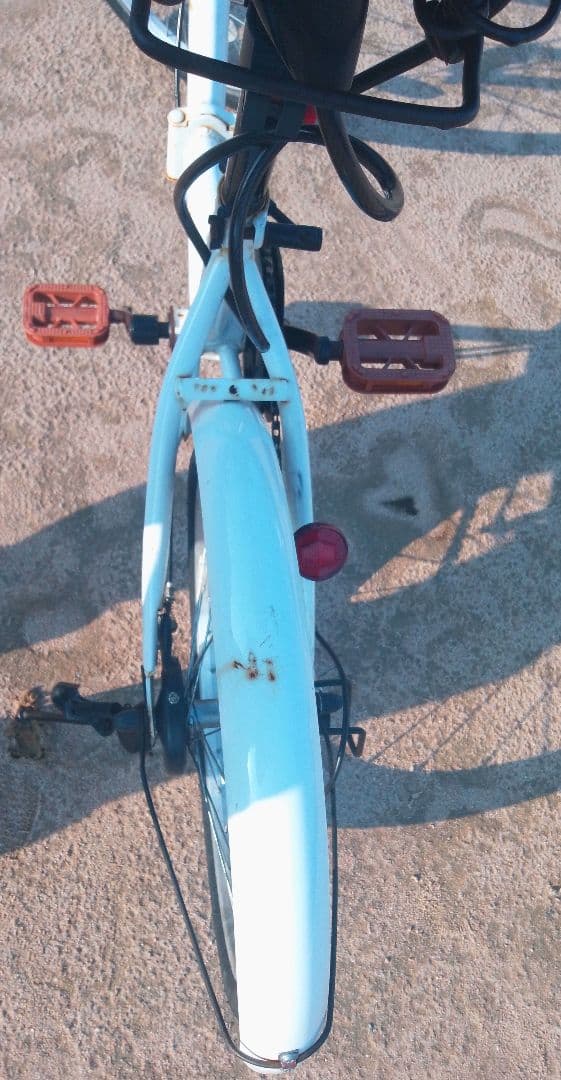 折りたたみ自転車 ホワイト 20インチ 汚れキズあり ヤマト置き配達可能