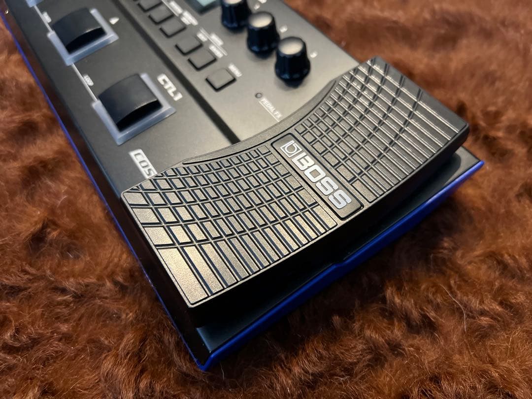 BOSS GT-1 マルチエフェクター　ほぼ未使用美品