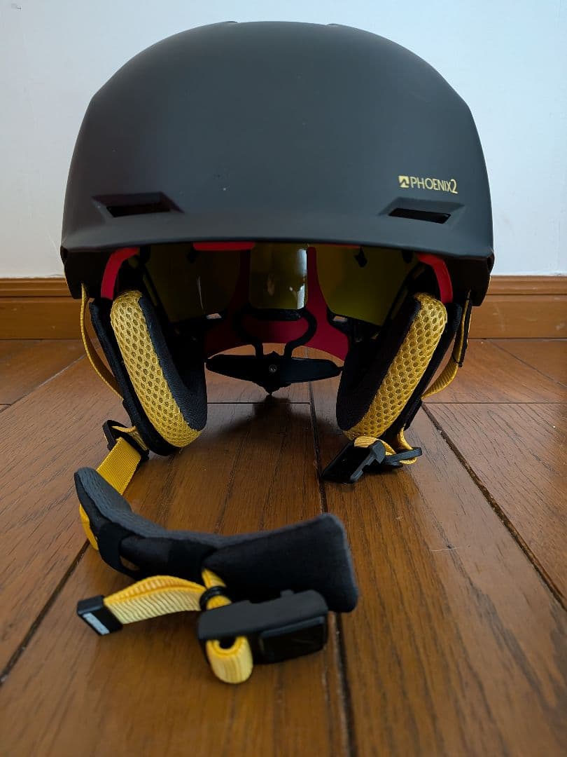 新品　MARKER PHOENIX 2 スキー　スノーボード　ヘルメット 黒/黄