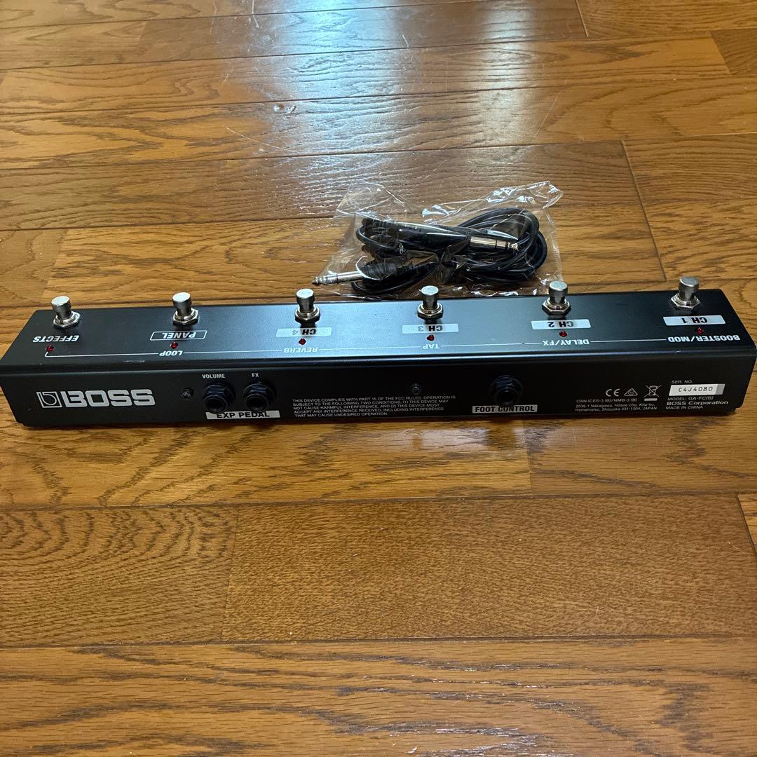 BOSS GA-FC フットコントローラー　ケーブル付き