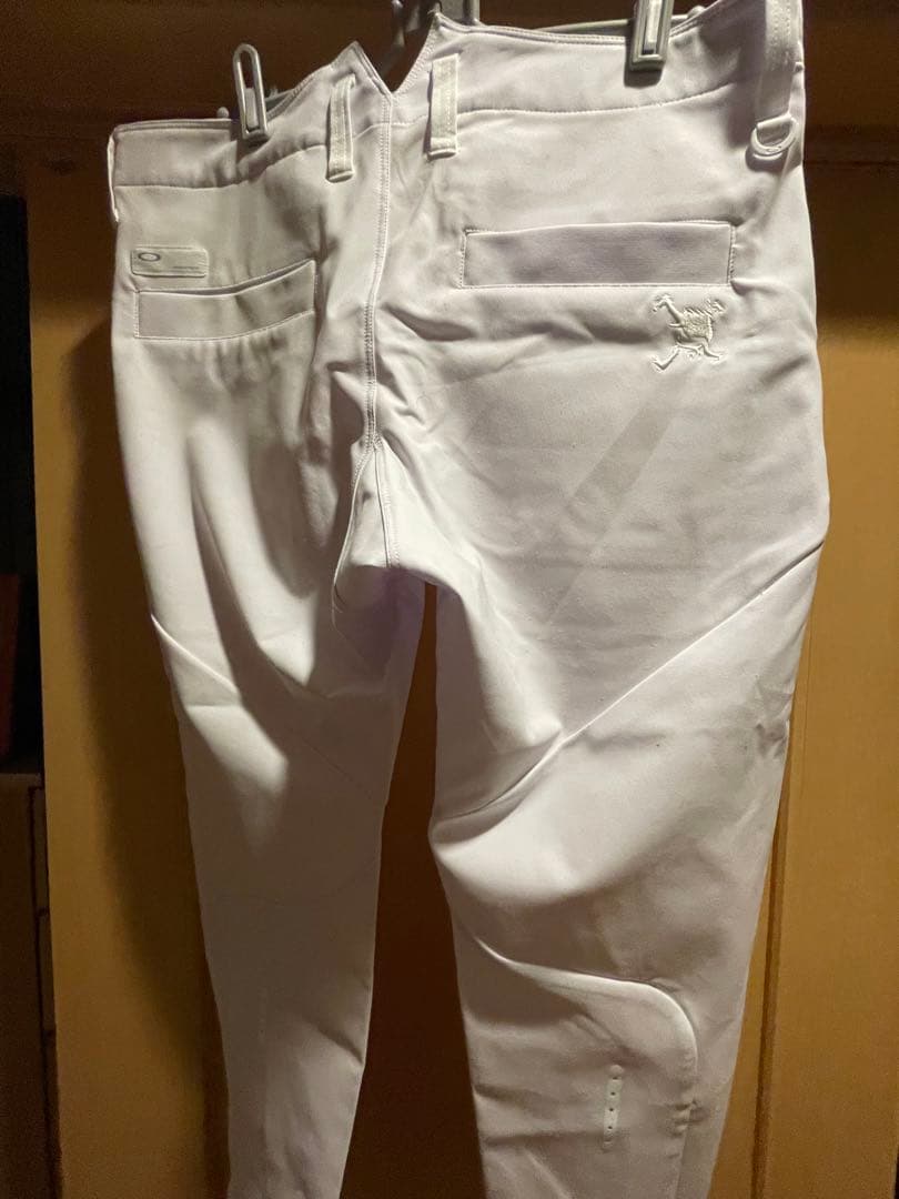 【超美品】オークリー　ゴルフパンツ　ズボン　白