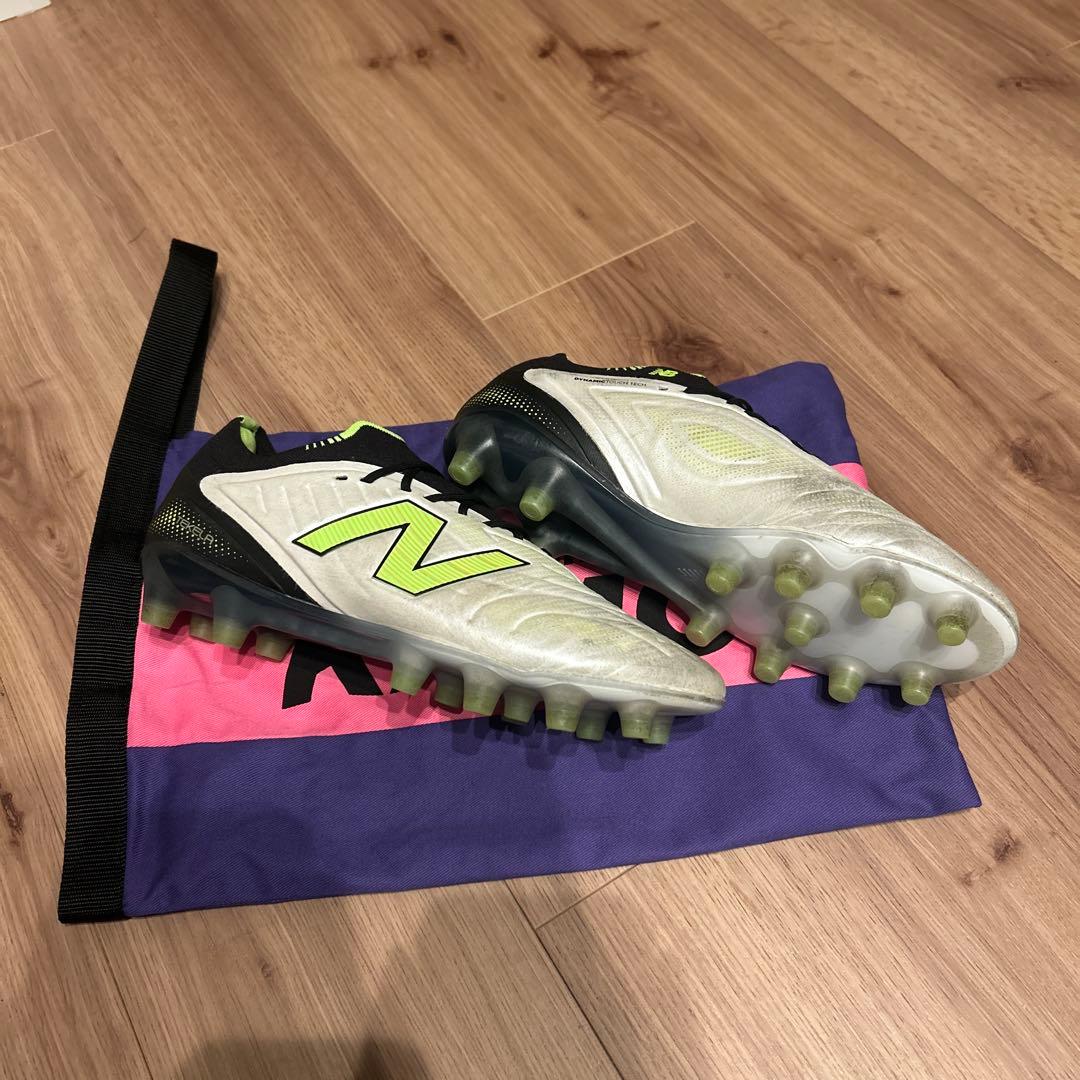 New Balance テケラ　25.5 サッカースパイク