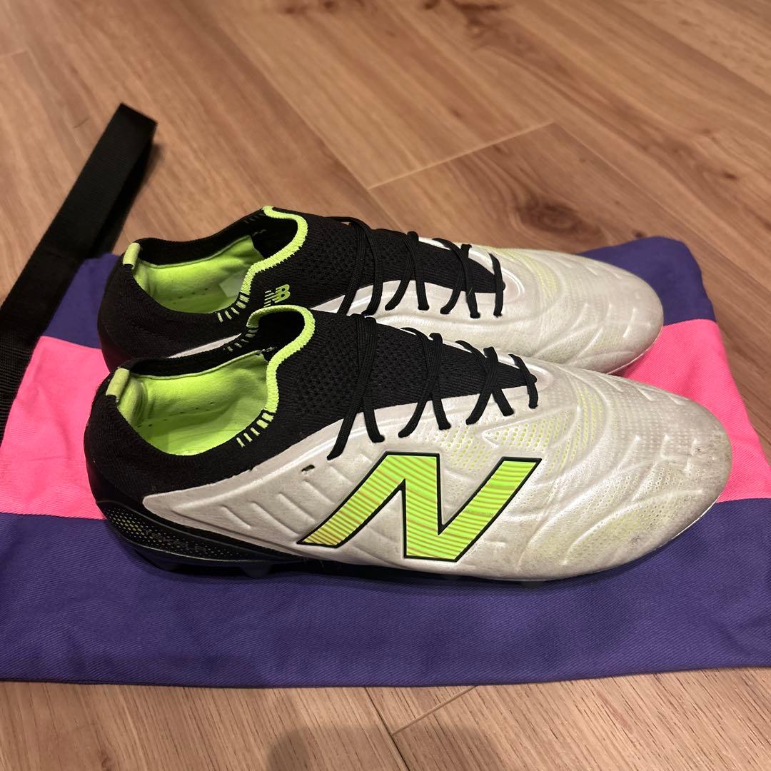 New Balance テケラ　25.5 サッカースパイク