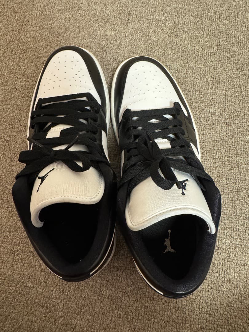 Women’s Nike Air Jordan 1 Low ブラック/ホワイト