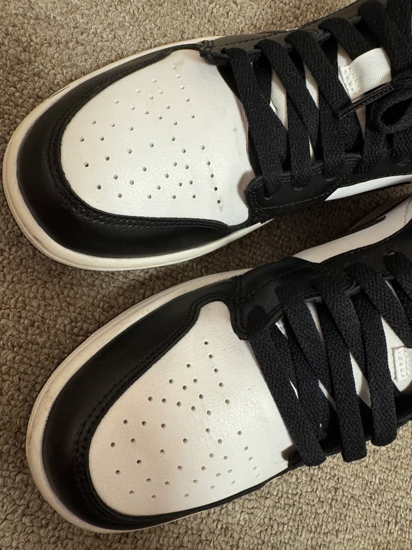 Women’s Nike Air Jordan 1 Low ブラック/ホワイト