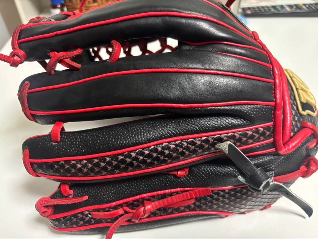 最終値下げ！Wilson ワナビーヒーロー　軟式グローブ