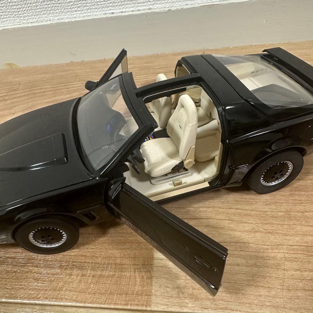 ナイトライダー　キット　1/18スケール