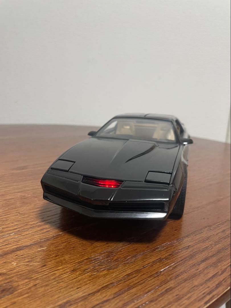 ナイトライダー　キット　1/18スケール