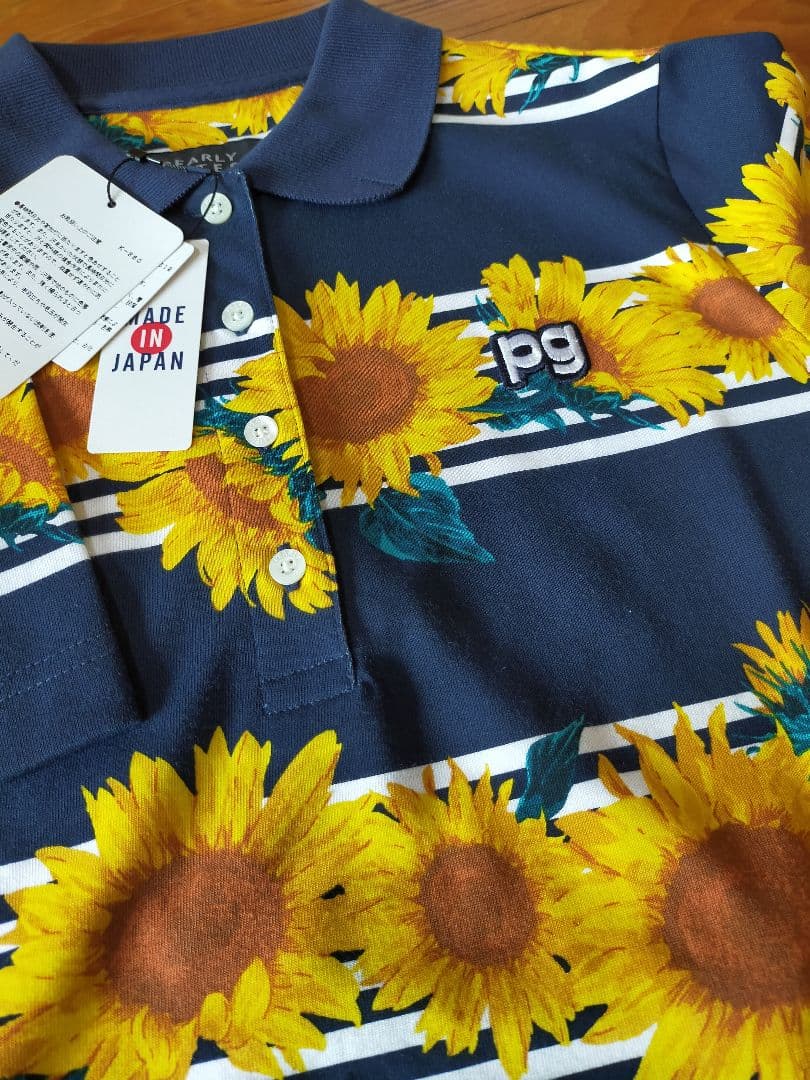＊新品未使用 ひまわり ポロシャツ  ネイビー