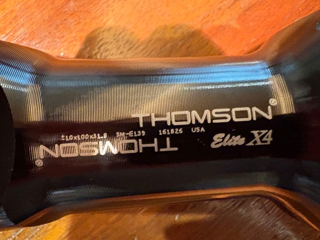 THOMSON Elite X4 ステム ブラック