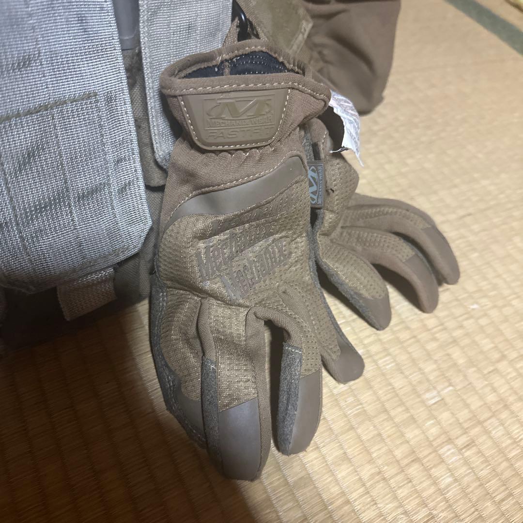 海兵隊風プレートキャリア+ 米軍海兵隊コヨーテブラウンハイドレーション水筒希少品