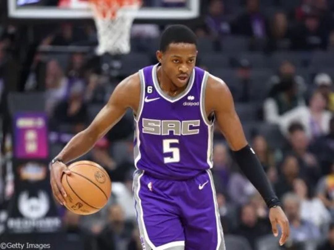 NBA キングス　ディアロン・フォックス　ユニフォーム
