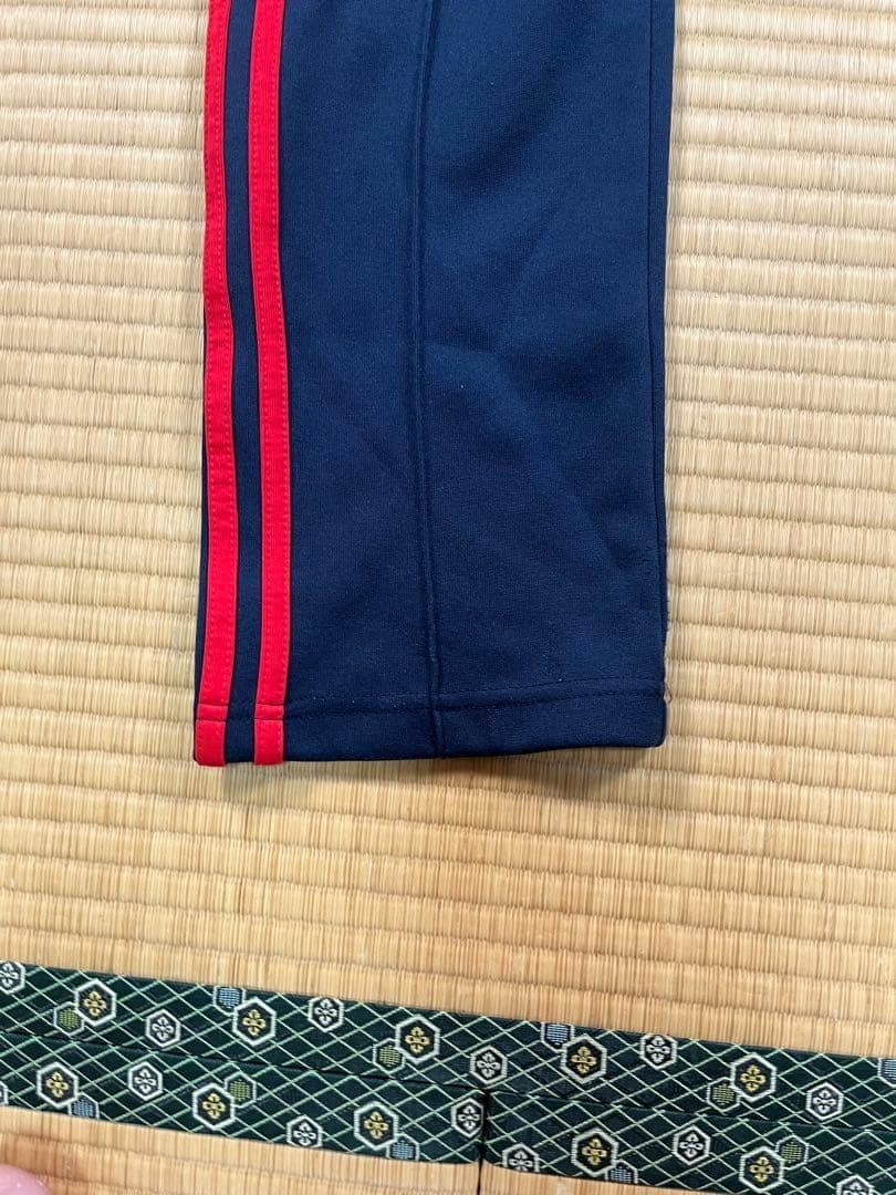 限定色　adidas ヨーロッパ ファイヤーバード トラックパンツ