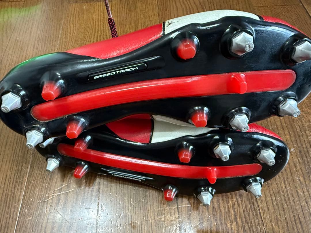 大特価　PUMAプーマエヴォタッチj1 SGソール　26cm サッカースパイク