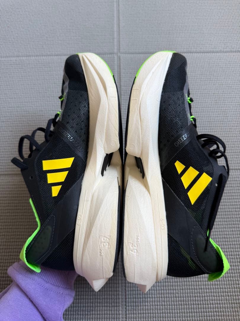 adidas　アディゼロアディオスPro3