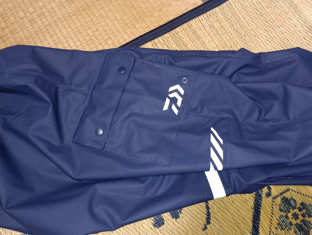 フィッシングパンツ ネイビー 防水素材