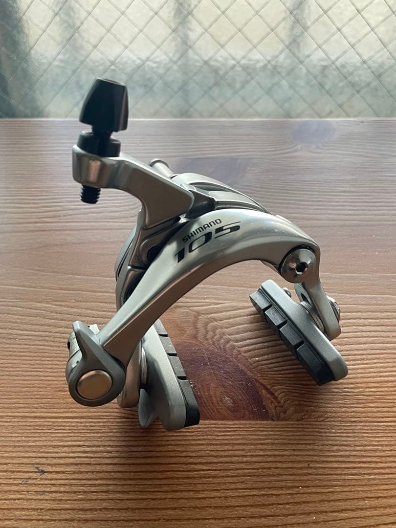 Shimano 105 キャリパーブレーキ シルバー　BR-5800
