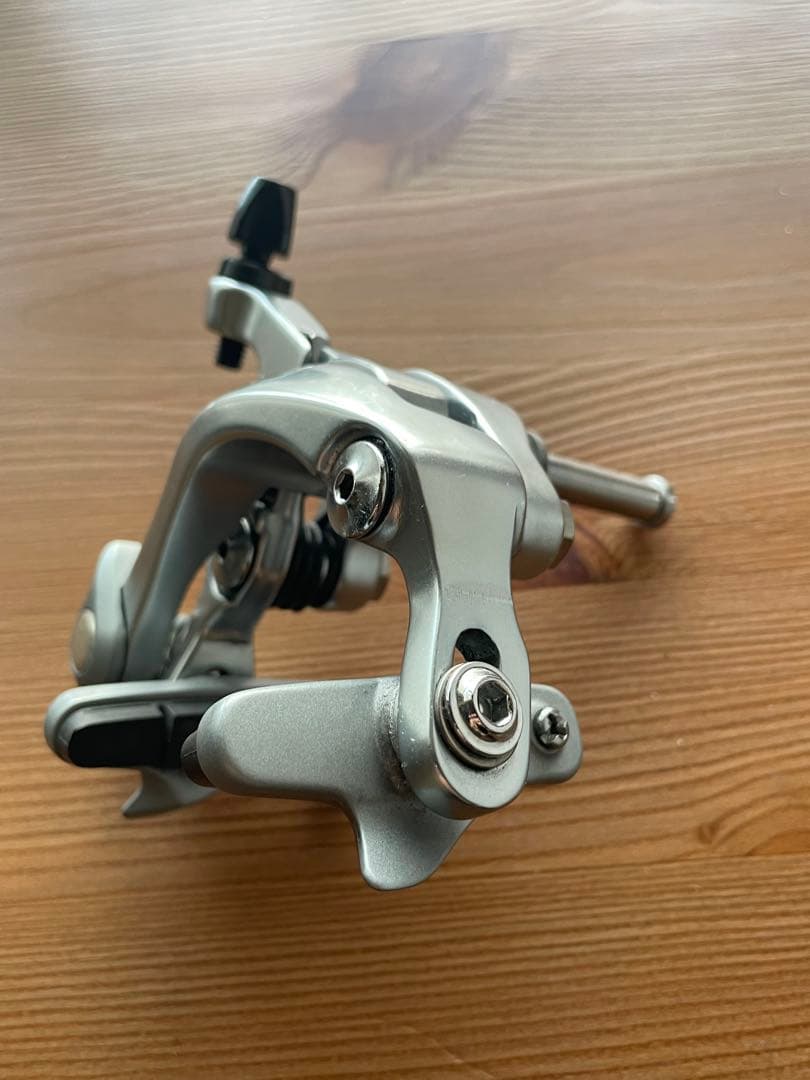 Shimano 105 キャリパーブレーキ シルバー　BR-5800