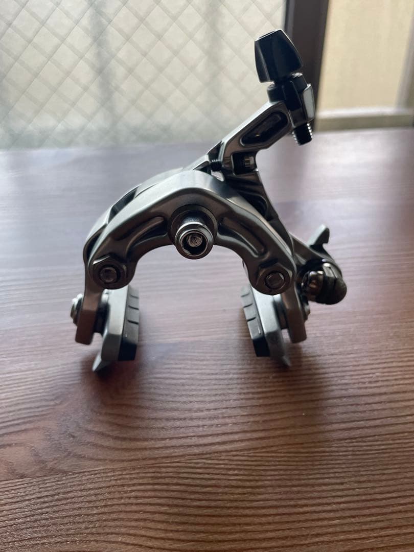 Shimano 105 キャリパーブレーキ シルバー　BR-5800