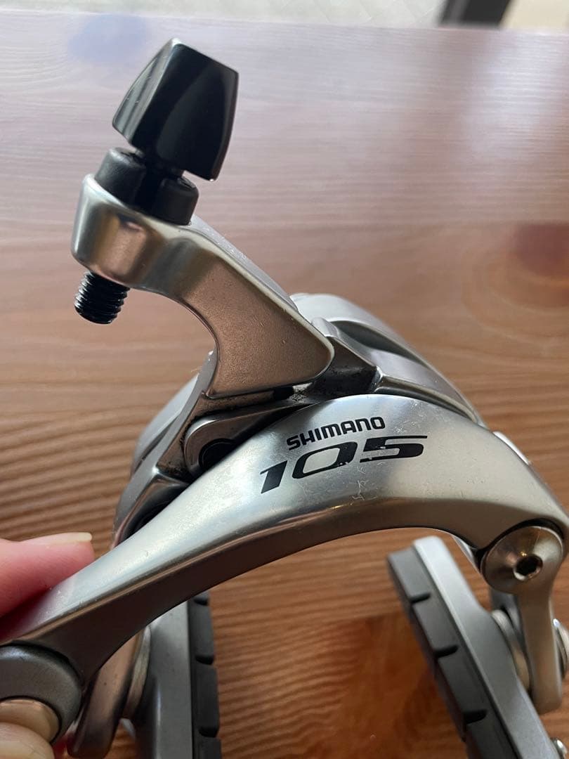 Shimano 105 キャリパーブレーキ シルバー　BR-5800