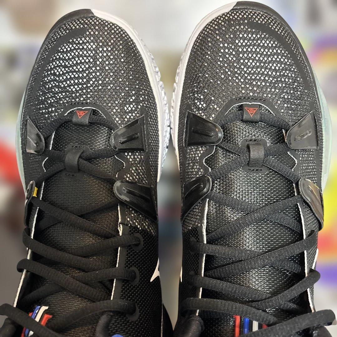 Nike Kyrie 7 バスケットボールシューズ（品番：CQ9327-002）